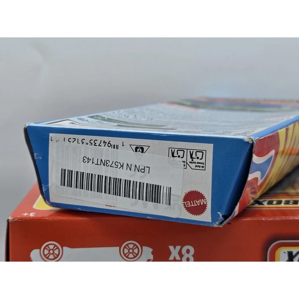 NEW Matchbox Set Of 8 Toy Cars AND Hot Wheels Formula 1 Set Of 5 Toy Cars‎